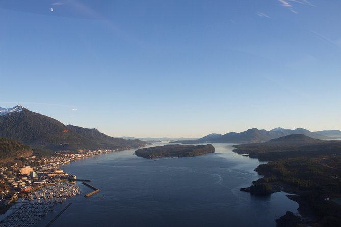 Ketchikan Helicopter Tour, Mahoney Falls - Wildlife spotting from the helicopter