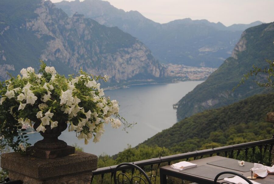 Lake Como: Helicopter tour with an unique Lunch in Como Lake - Key points to know before booking