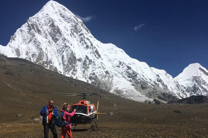 Landing Private Helicopter at Everest base camp & Gokyo for photo - Kala Patthar and the Everest photo stop