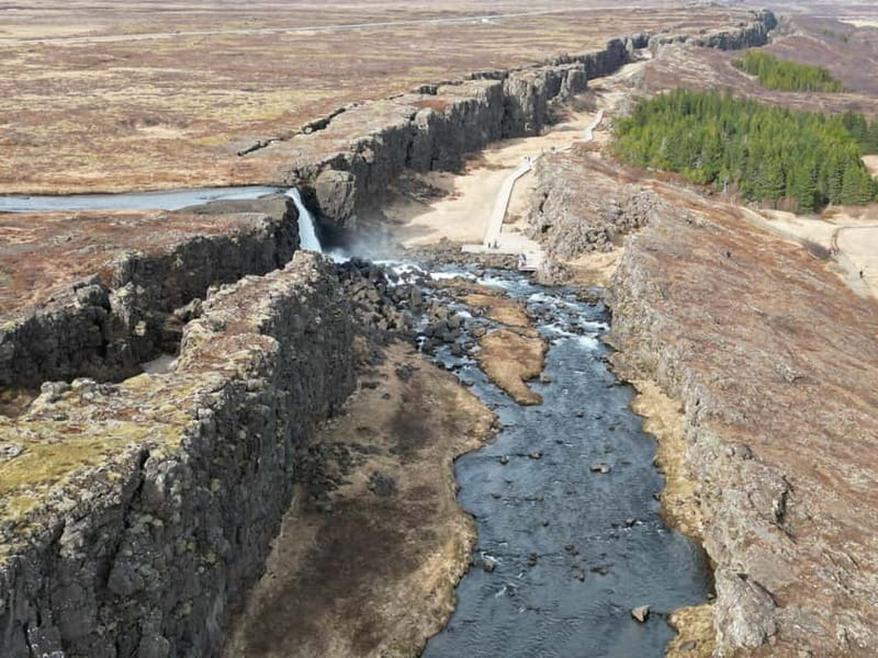 Landmannalaugar: Helicopter tour with 3 Landings - Eyjafjallajökull and Iceland’s Volcanic Memory