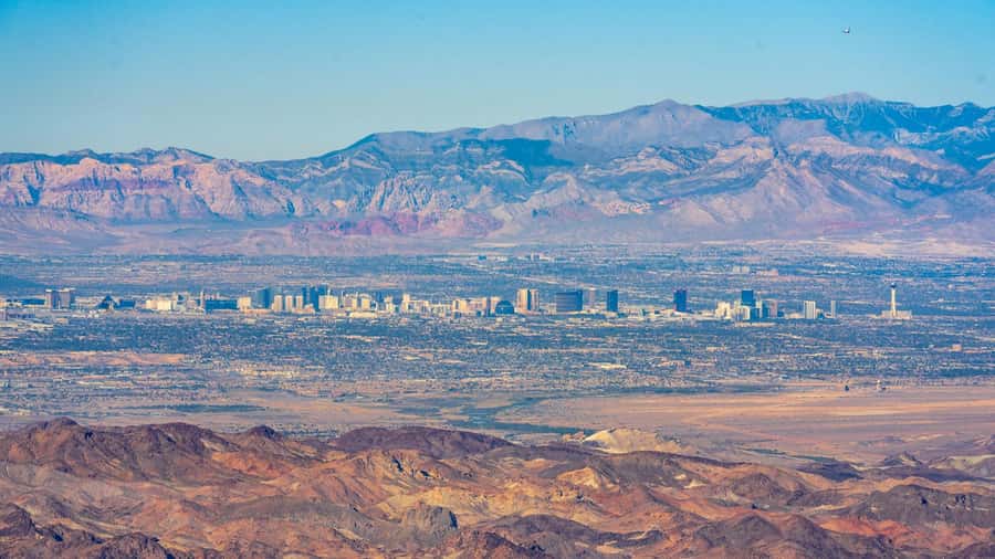 Las Vegas: Daytime Hoover Dam & Las Vegas Strip Heli Flight - Spotting the Strip’s Famous Buildings