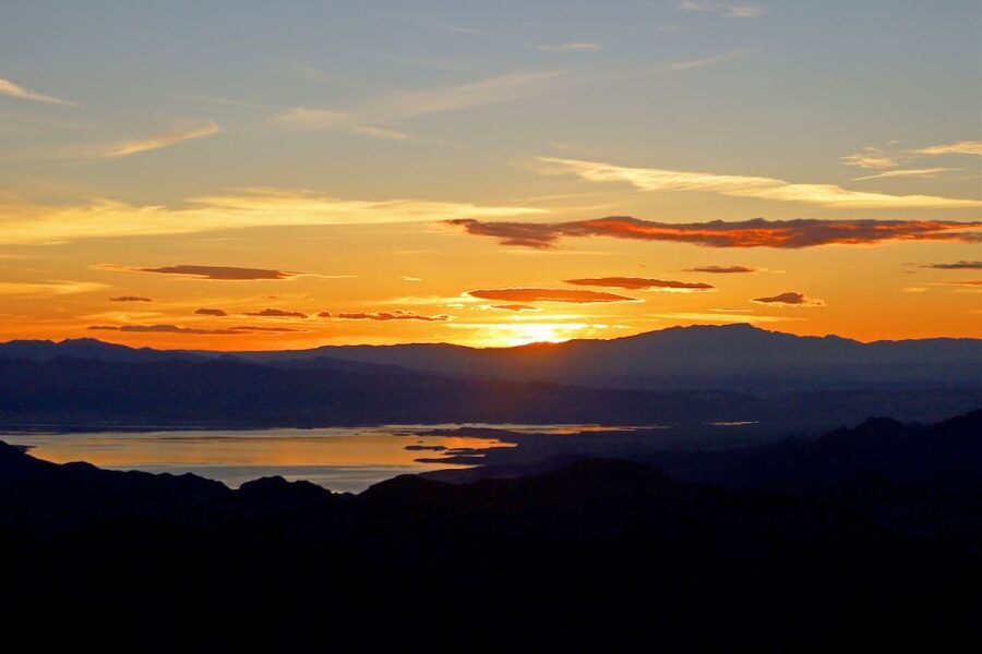 Las Vegas: Grand Canyon Helicopter Landing Tour - The return flight and sunset option