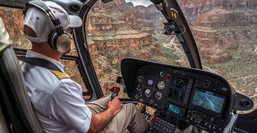 Las Vegas: Grand Canyon West Helicopter Experience - Descending 3,500 feet into Grand Canyon West