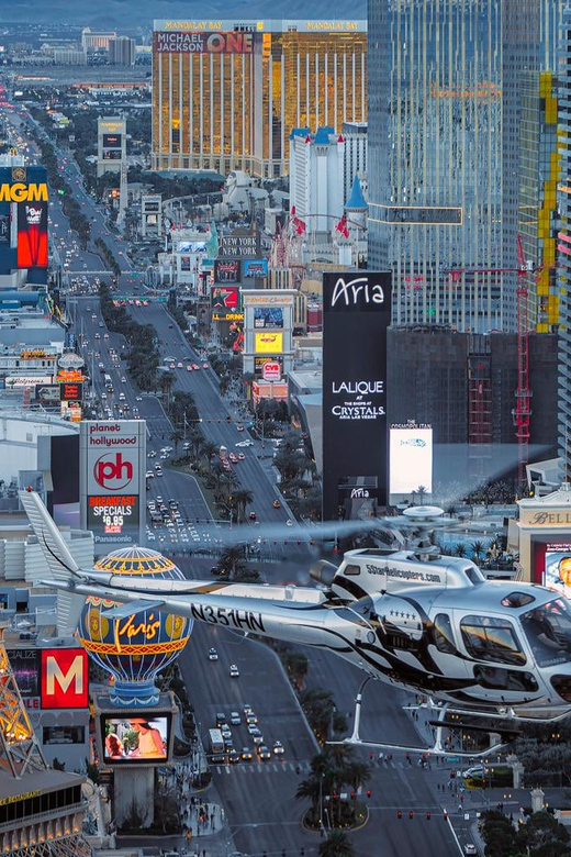 Las Vegas: Grand Canyon West Rim Extended Helicopter Tour - Hoover Dam and Lake Mead from above