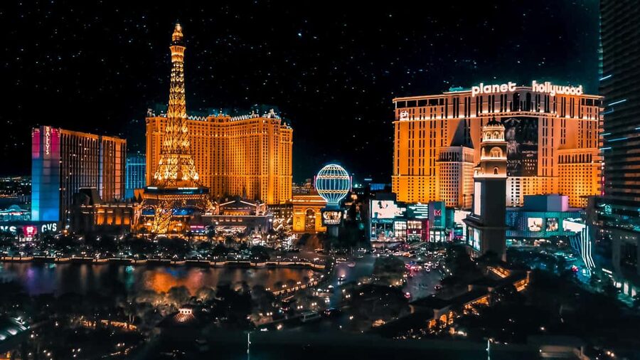 Las Vegas: Helicopter Tour of the Strip with Window Seats - Key points to know before booking