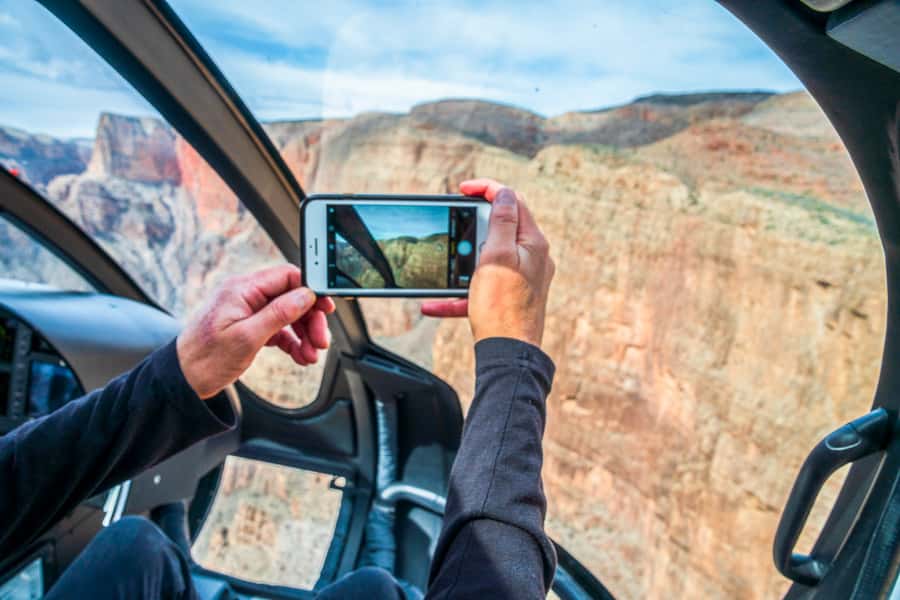 Las Vegas: West Grand Canyon Helicopter Ticket with Transfer - The flight over Lake Mead and Hoover Dam