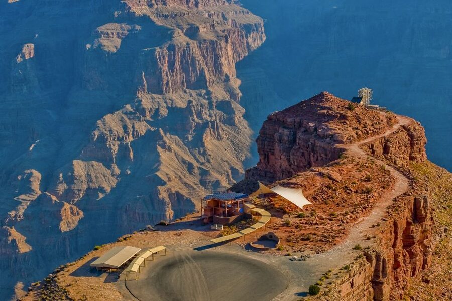 Las Vegas: West Grand Canyon Helicopter Ticket with Transfer - Comfort, timing, and small practical limits