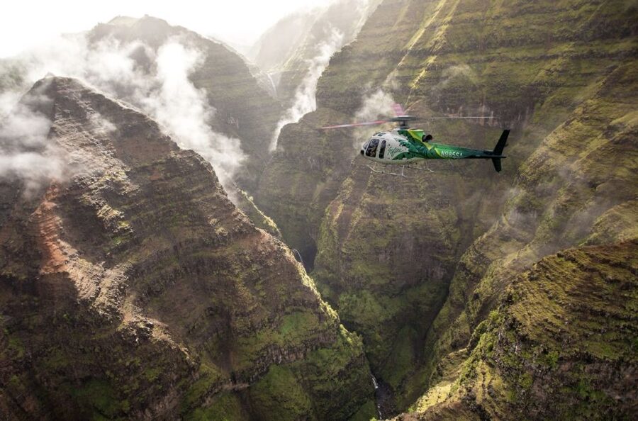 Lihue: Deluxe Waterfall Safari Helicopter Tour - Jurassic Falls and the movie connection