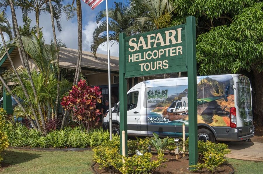 Lihue: Deluxe Waterfall Safari Helicopter Tour - What the one-hour format really delivers