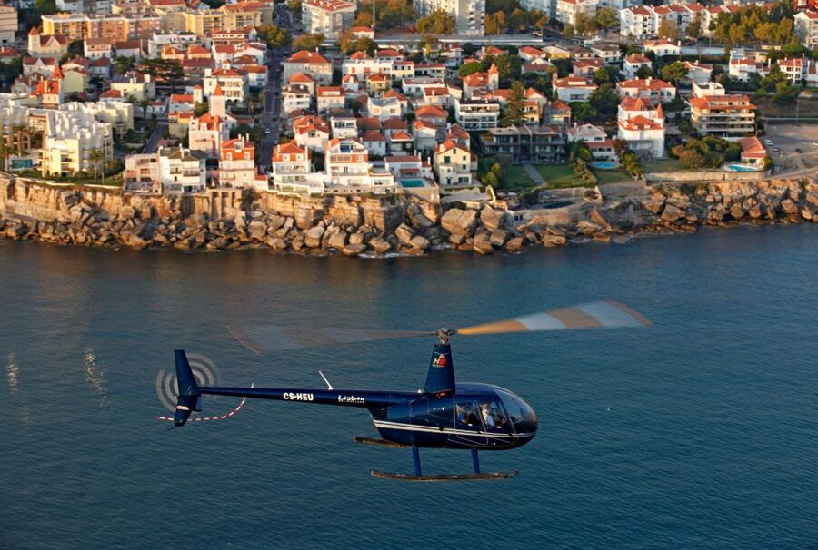 Lisbon: Sightseeing Helicopter Tour Over Belem and Caparica - Why this short flight works