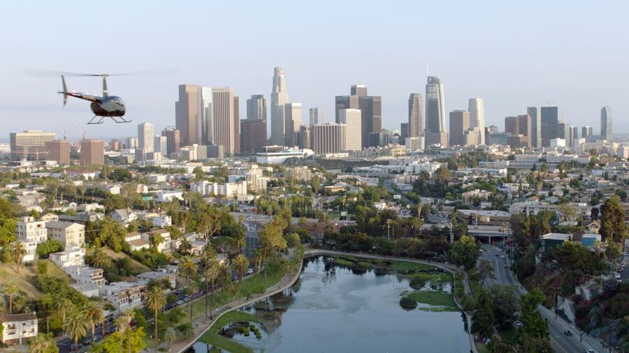 Los Angeles: Downtown Landing Helicopter Tour - The return flight and downtown landmarks