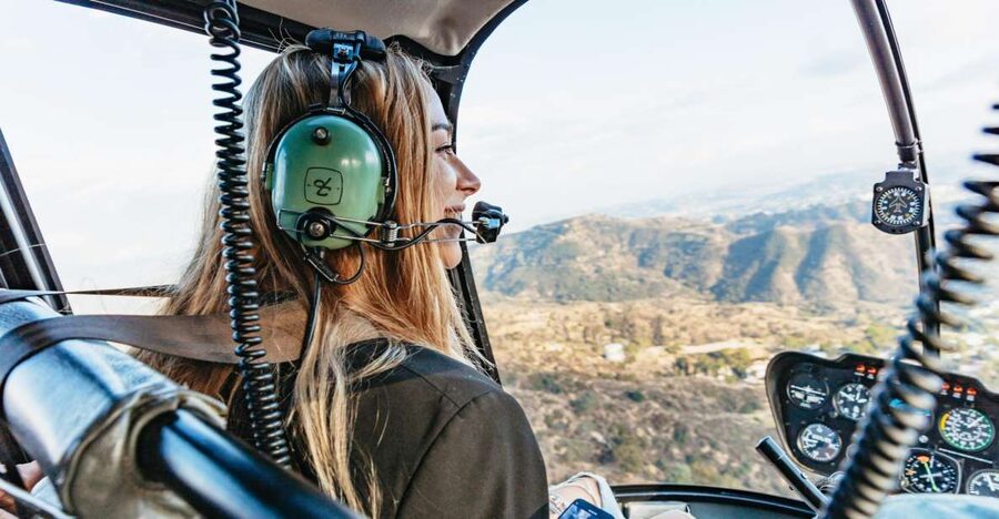 Los Angeles: Private 1-Hour Sightseeing Helicopter Tour - The price, group size, and real value