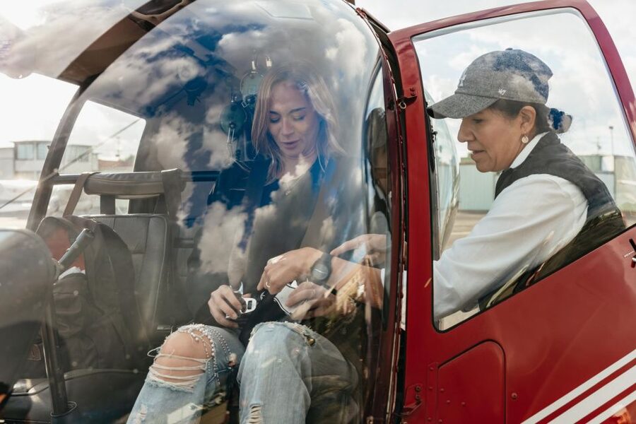 Los Angeles: Private 1-Hour Sightseeing Helicopter Tour - The Hollywood Sign and Universal Studios