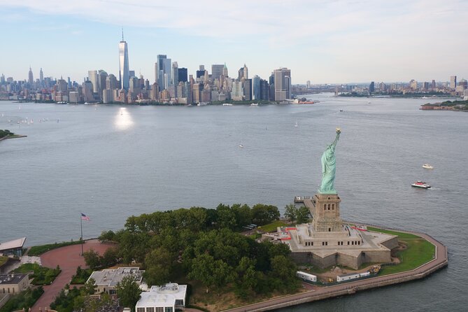 Manhattan Helicopter Tour from Westchester (Shared) - Who will enjoy this helicopter tour most?