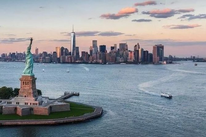 Manhattan Sky Tour: New York Helicopter Flight - Is $299 a fair price for 15 minutes?