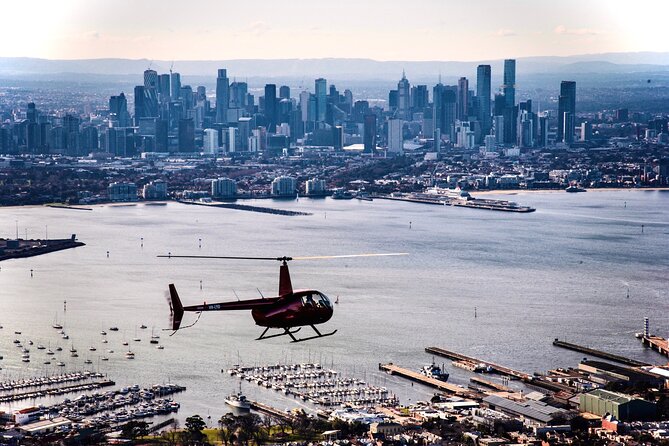 Melbourne City Scenic Helicopter Ride - Albert Park Lake and the Formula 1 circuit