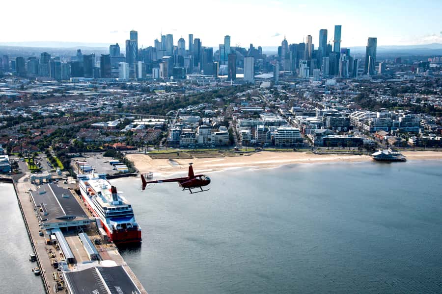 Melbourne: Private City & Beaches Helicopter Ride - Station Pier, St Kilda, and Luna Park