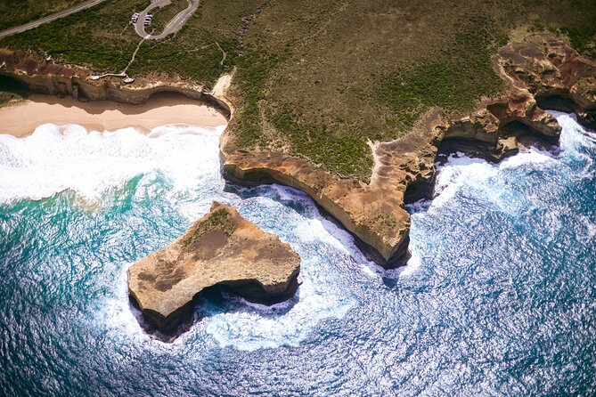 Melbourne to 12 Apostles VIP Helicopter Tour (1 hour Flight) - The Twelve Apostles from above