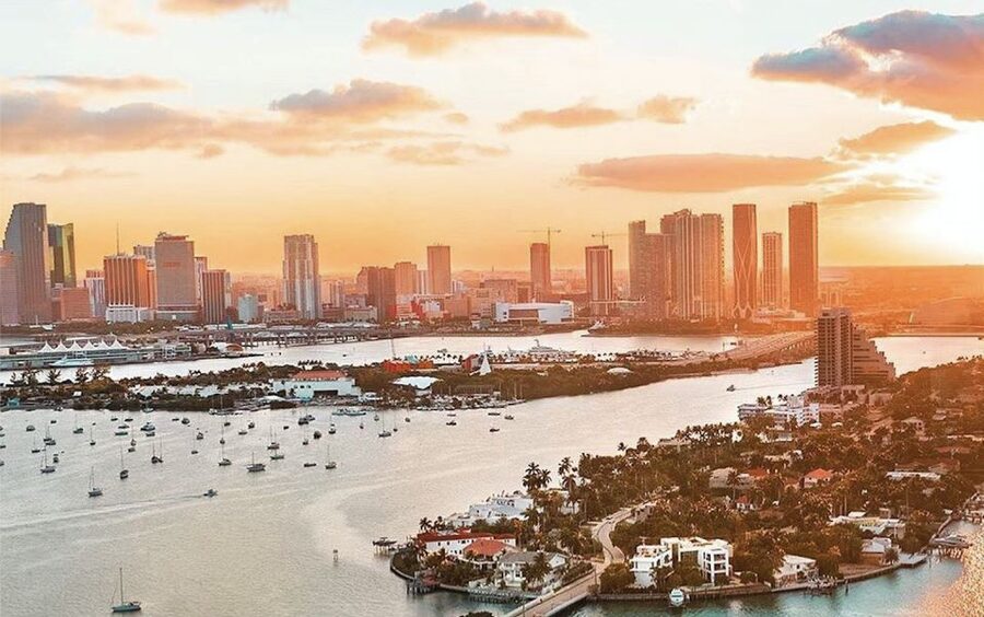 Miami: 30-Minute Helicopter Tour - Beach, Downtown & Islands - Port of Miami and the island chain