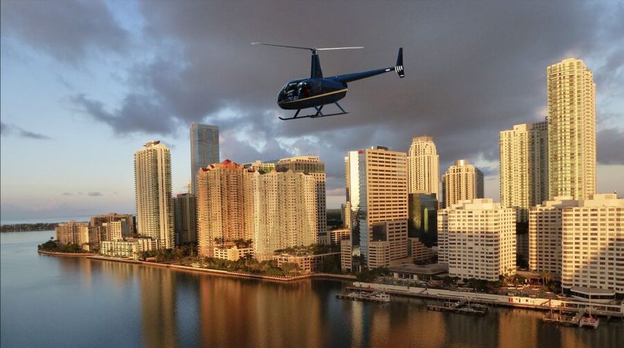 Miami: 30-Minute Helicopter Tour - Beach, Downtown & Islands - Takeoff from Miami Executive Airport