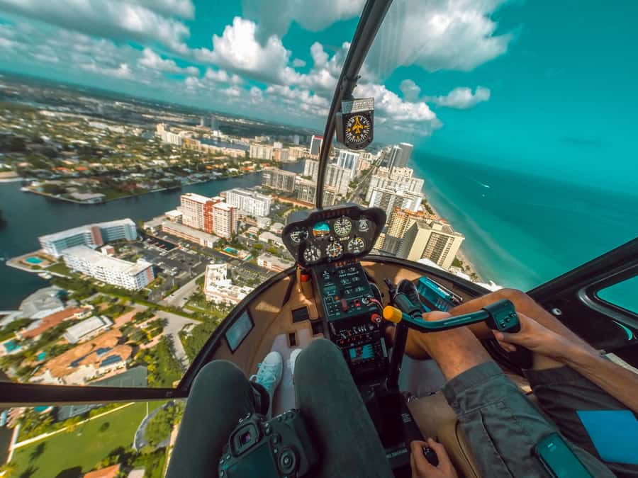 Miami: Luxury Private Helicopter Tour - Sunny Isles, Williams Islands, and the Intracoastal