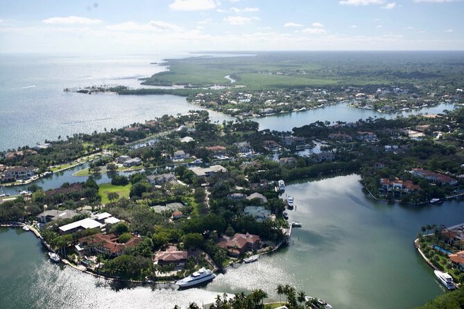 Miami Private Helicopter Tour for 3 Passengers - Key Biscayne and the open bay