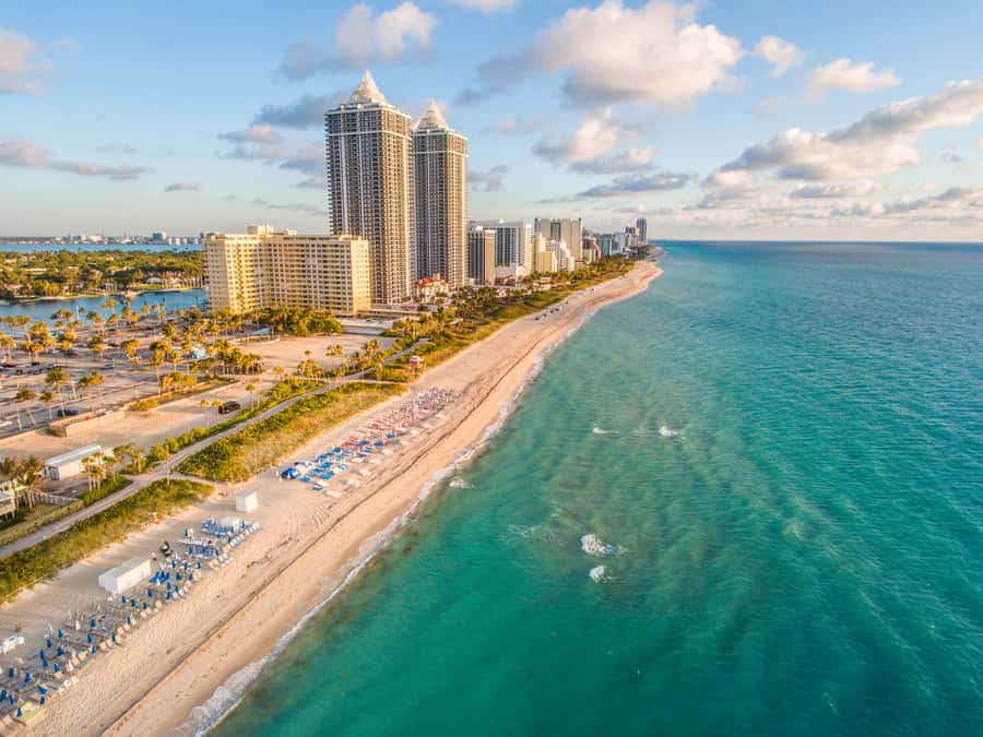 Miami: Private Sunset Helicopter Tour - Palm, Star, And Venetian Islands