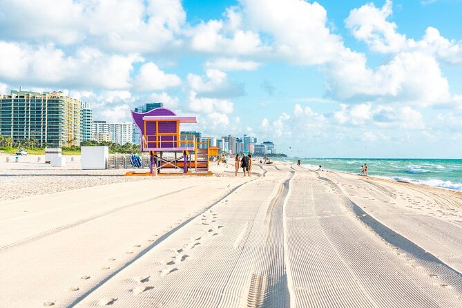 Miami Sightseeing Helicopter Tour Ride things to do Miami Beach - Biscayne Bay and the search for marine life