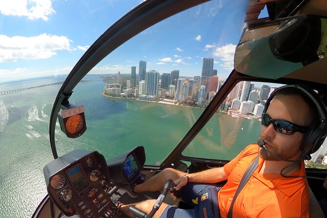 Miami Top-Rated Helicopter Tour: South Beach, Downtown & Islands - Comfort, Safety, and the Small-Group Advantage