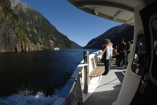 Milford Sound Helicopter Flight and Cruise from Queenstown - Who will get the most from this tour?