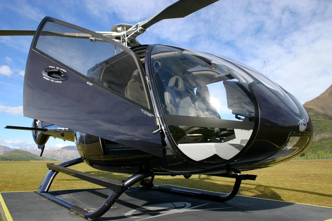 Milford Sound Helicopter Flight and Cruise from Queenstown - Starting at Frankton with pickup included