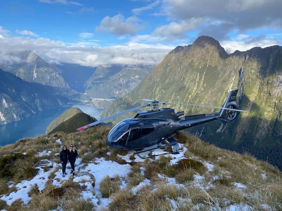 Milford Sound Panoramic Helicopter Tour | 50-Min Experience - The route from 35 Mull Street to Milford Sound