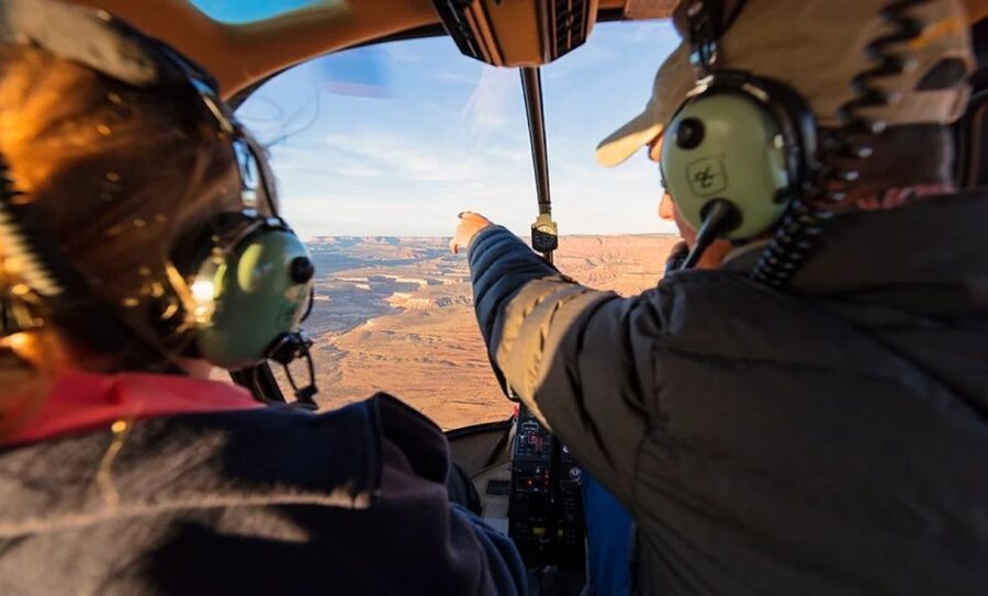 Moab: Canyon Country Sunset Helicopter Tour - The 45-minute flight and what you see