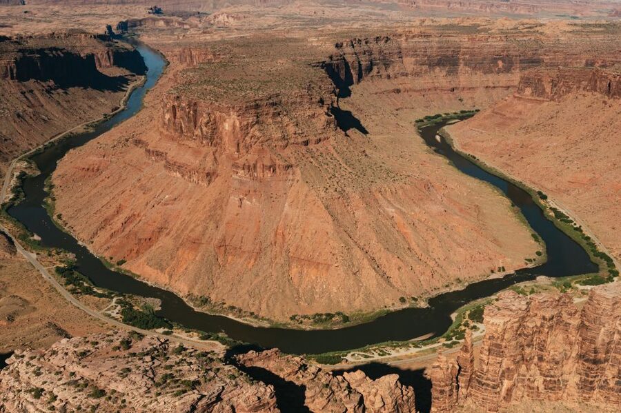 Moab: Corona Arch Canyon Run Helicopter Tour - 4x4 trails and the Colorado River canyon