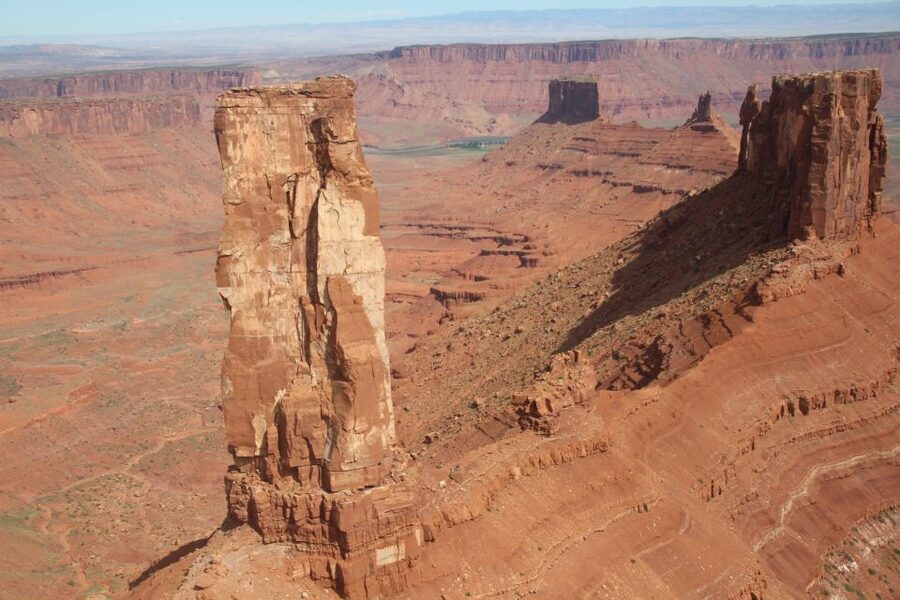 Moab: Grand Helicopter Tour - Canyonlands and the Colorado River