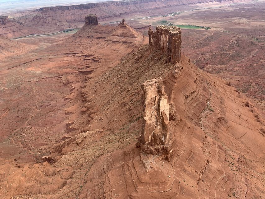 Moab: Grand Helicopter Tour - Castleton Tower and the scale of desert rock