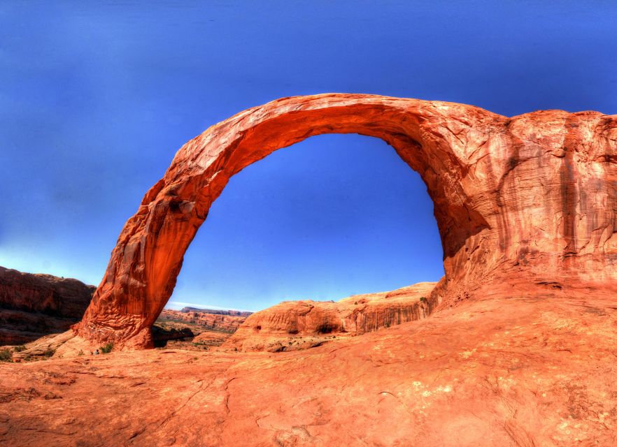Moab: Island in the Sky of Canyonlands Helicopter Tour - Island in the Sky and the Colorado River