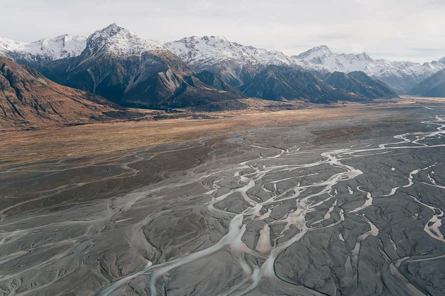 Mount Cook: 25-Minute Alpine Vista Helicopter Flight - From Glentanner to the Ben Ohau peaks