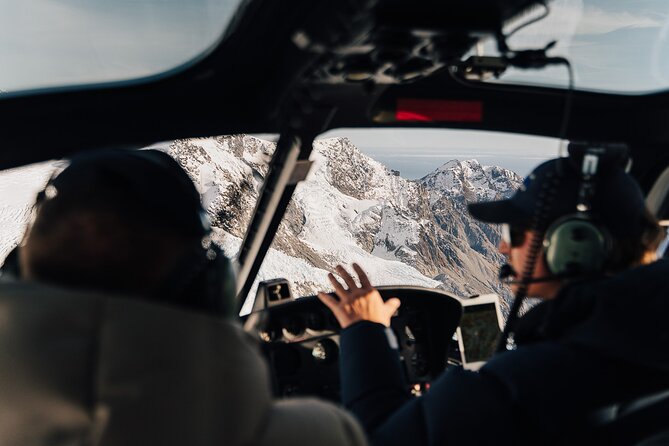 Mount Cook Alpine Explorer Helicopter Flight with Alpine Landing - Flying over the Ben Ohau Range