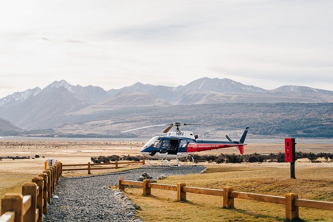 Mount Cook: Alpine Vista Helicopter Flight with Alpine Landing - Key points at a glance