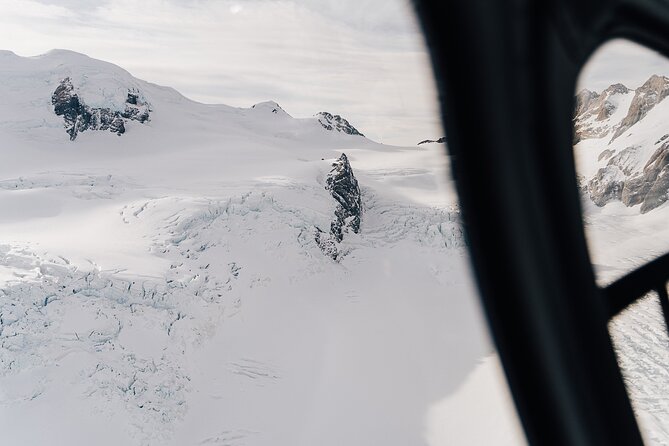 Mount Cook and The Glaciers 55-Minute Helicopter Flight - Is the 556.93 price worth it?