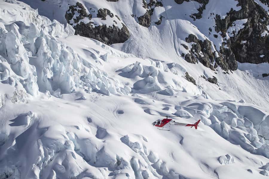 Mount Cook: Helicopter Flight with Alpine Landing - Key points at a glance