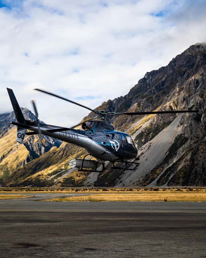 Mount Cook: Ski Plane and Helicopter Glacier Combo Flight - Starting at Mount Cook Aerodrome