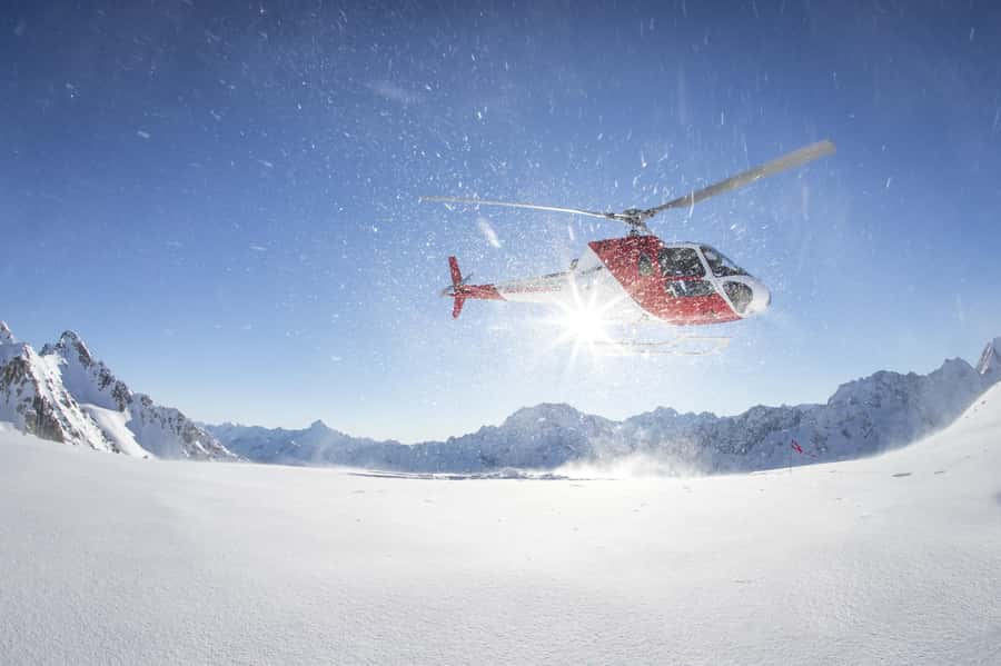 Mount Cook: Tasman Glacier and West Coast Helicopter Flight - Aoraki/Mount Cook is the visual centerpiece