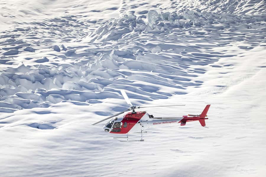 Mount Cook: Tasman Glacier Helicopter Flight - Hochstetter Icefall from above