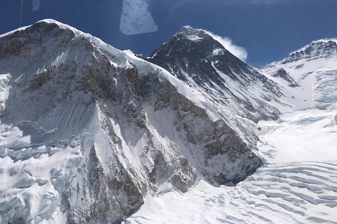 Mount Everest Helicopter Tour with Landings - What the shared helicopter setup means