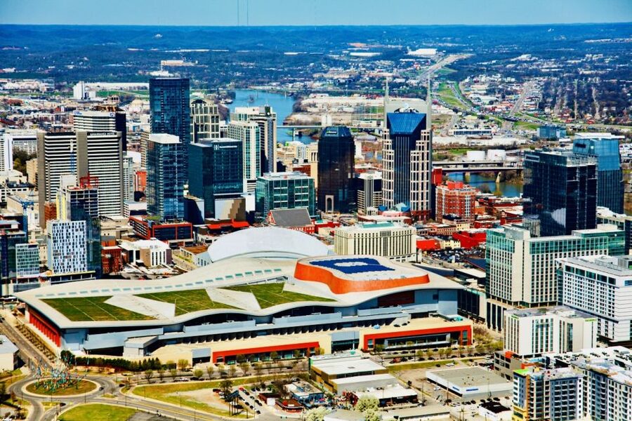Nashville: Downtown Helicopter Experience - Vanderbilt, the Parthenon, and Fort Negley