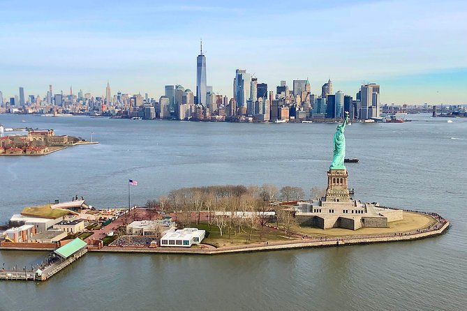 New York City Skyline Helicopter Tour from New Jersey - New Jersey, the waterfront, and the return route