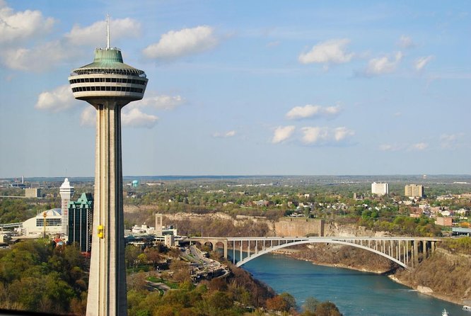 Niagara Falls Canada Tour: Helicopter, Boat, Behind Falls & Lunch - The essential facts at a glance