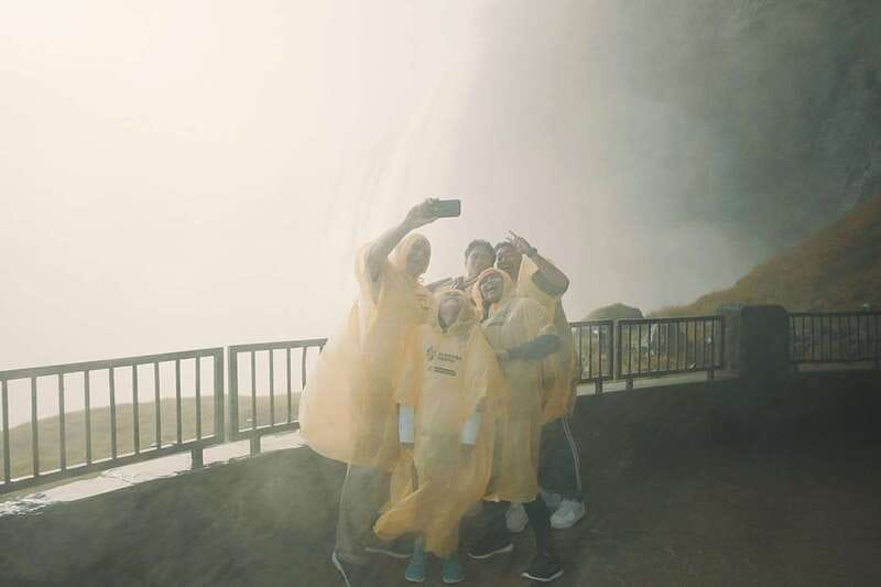 Niagara Falls, ON: Helicopter Ride with Boat & Skylon Lunch - Should you book it?